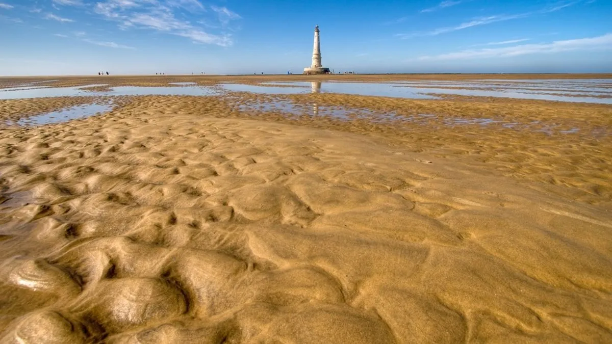 Cordouan Lighthouse in the sun