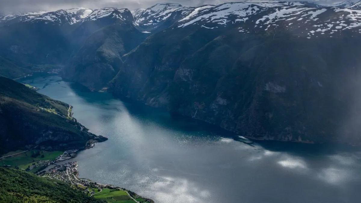 River in Norway surrounded by mountains